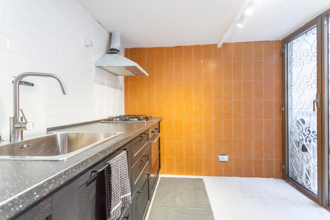 Daplace - Giulia Apartment Roma Ngoại thất bức ảnh